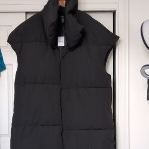 (Donated)Men's /Unisex Black Puffer Vest